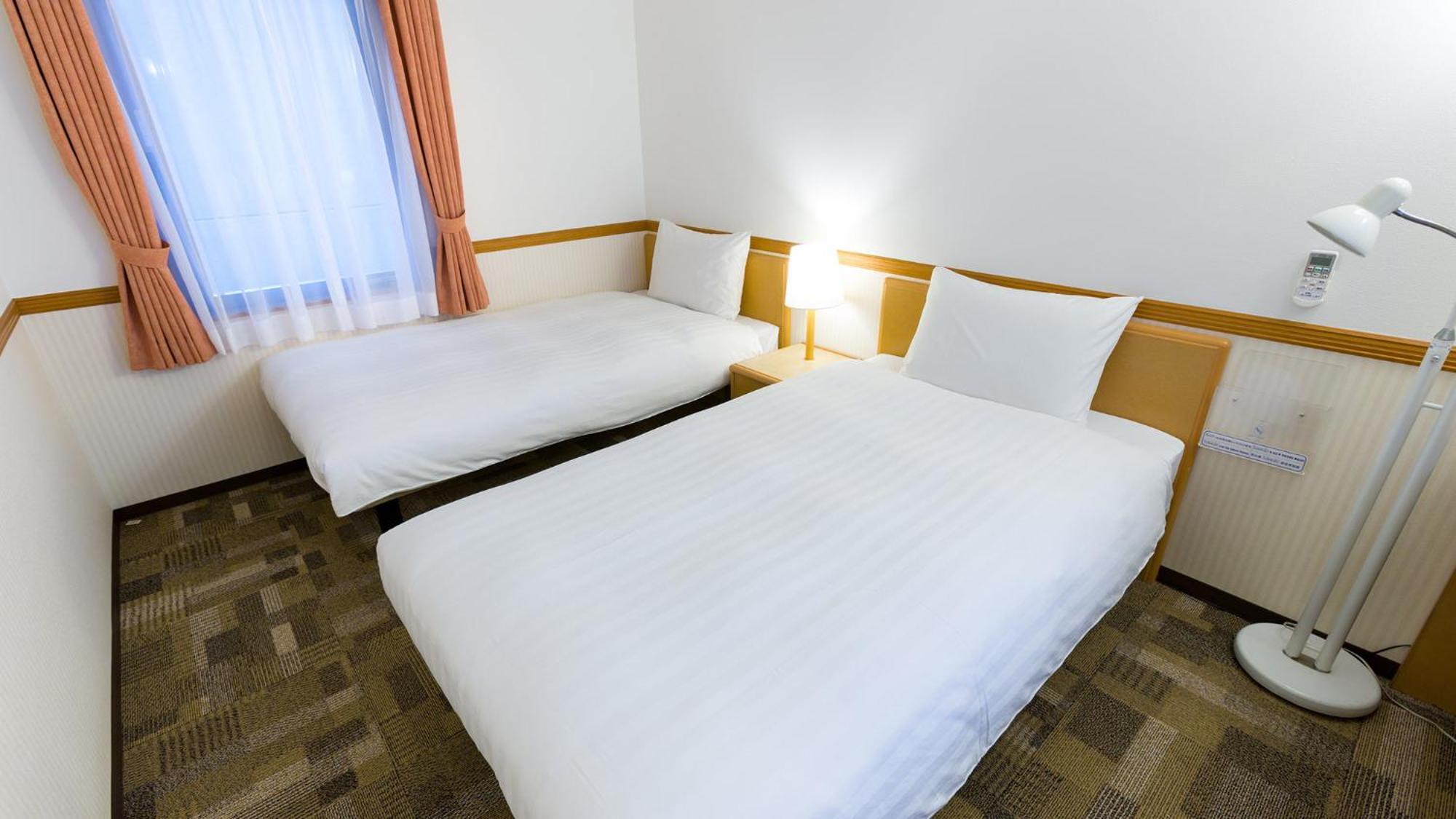 Toyoko Inn Okinawa Naha Asahibashi Ekimae Phòng bức ảnh